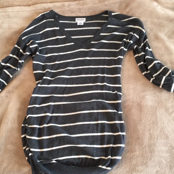 Motherhood maternity v neck sweater small - Picture 1 of 3